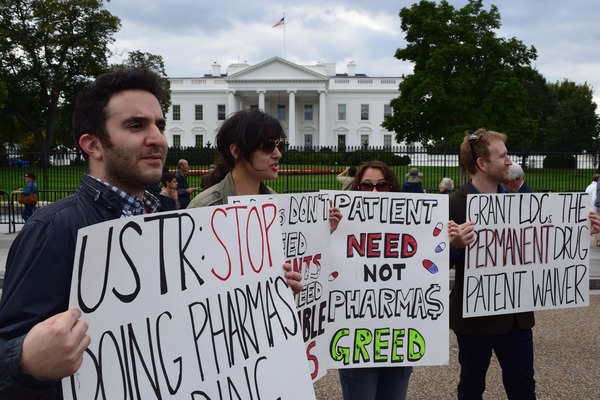 10-14-2015-ldc-waiver-protest-ustr-12.jpg